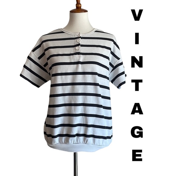 Vintage Tops - Vintage Henley style sweat shirt